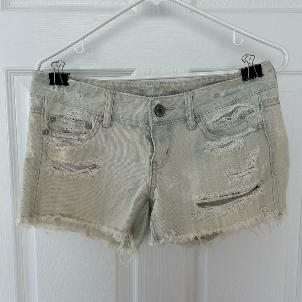Low rise American Eagle Outfitters Distressed Light denim Shorts